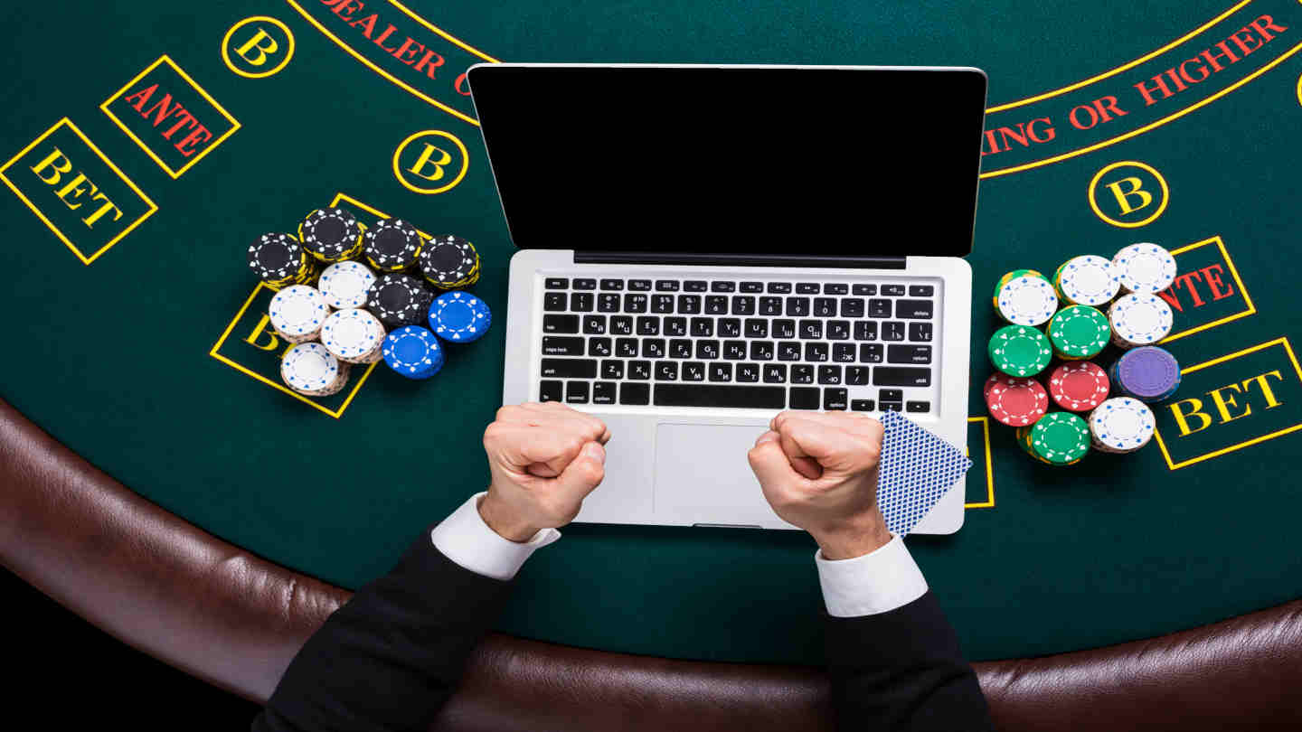Beginner Strategies for Online Poker Success