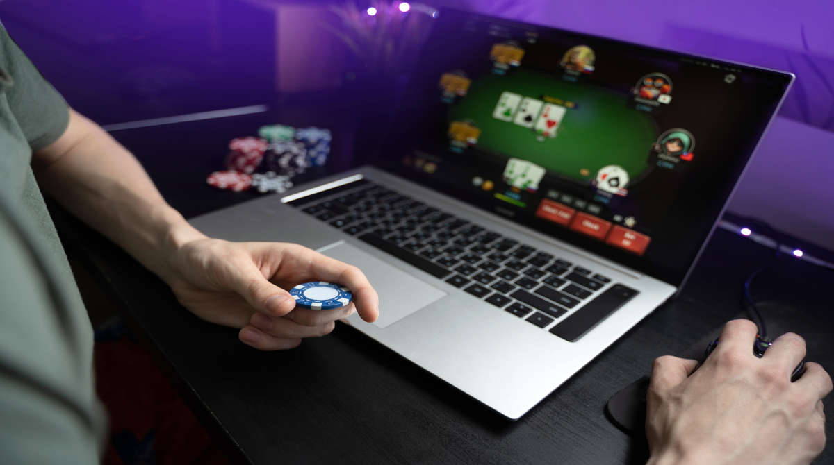 How to manage your time during online poker games