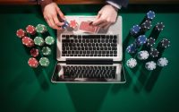 Online poker tools improve your decision making