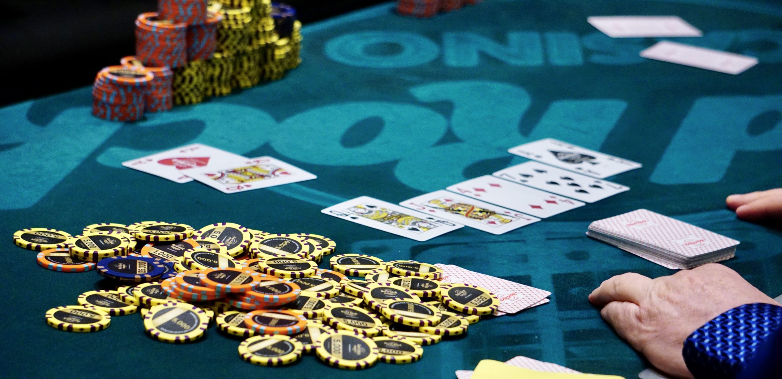 Video Poker Mistakes That Cost Players Money